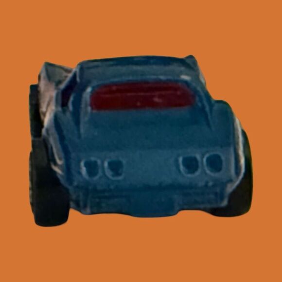 Vintage Mattel 1975 Hot Wheels Blue Red Tiki Corvette Stingray Die Cast Car - Picture 8 of 10